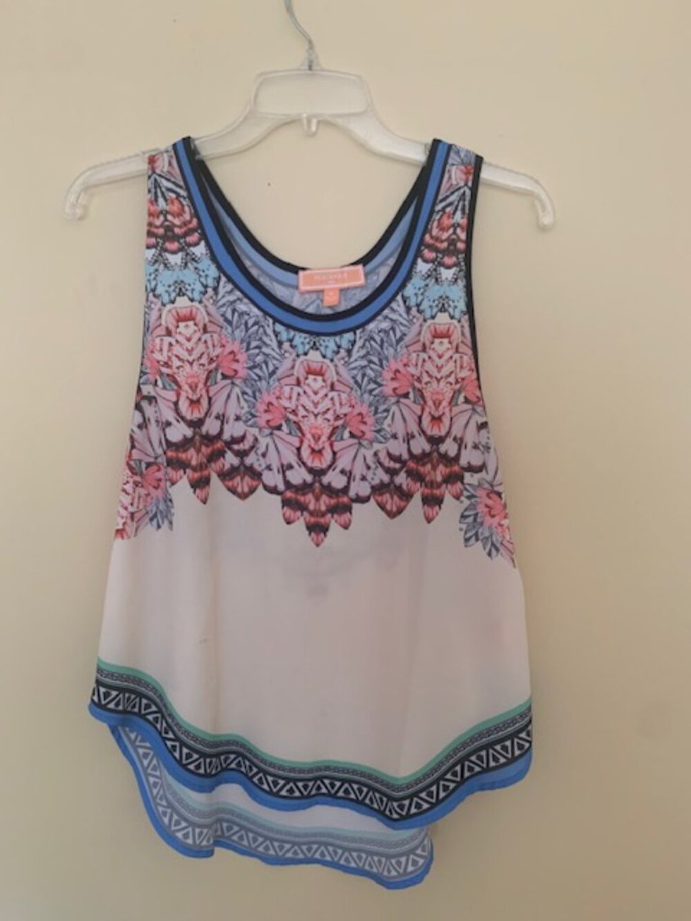 Peachpuff USA Summer top size med
